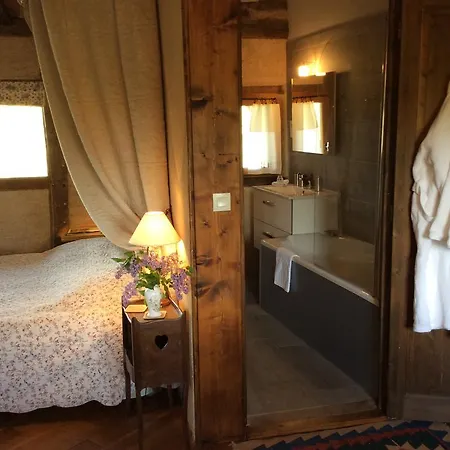 Chateau De Mayragues