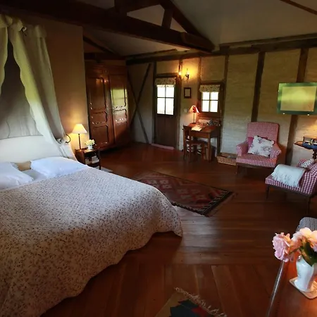 Chateau De Mayragues * Castelnau-de-Montmiral